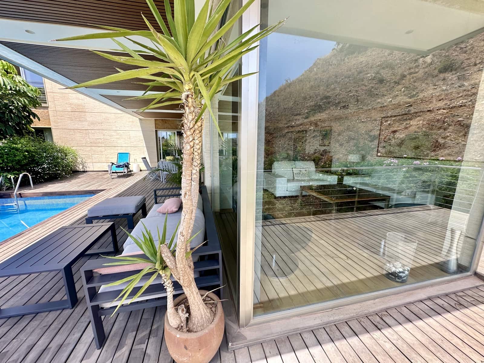 5 soveværelse Byhus til salg i Malaga by med swimmingpool garage - € 1.290.000 (Ref: 9216655)