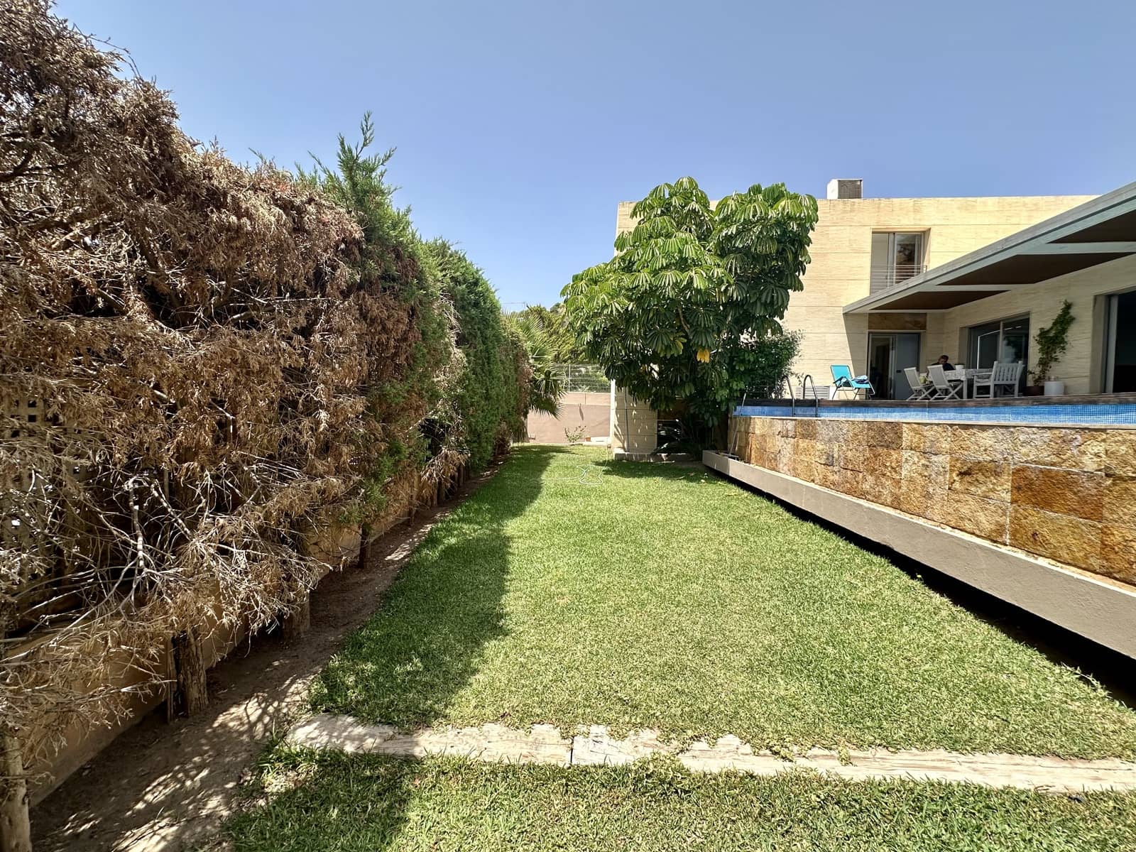 5 soveværelse Byhus til salg i Malaga by med swimmingpool garage - € 1.290.000 (Ref: 9216655)