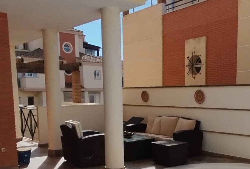 6 slaapkamer Halfvrijstaande villa te koop in Malaga stad met zwembad garage - € 1.200.000 (Ref: 9216657)