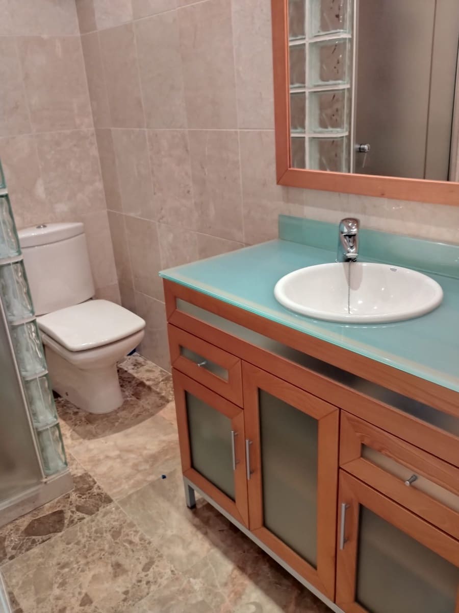 6 slaapkamer Halfvrijstaande villa te koop in Malaga stad met zwembad garage - € 1.200.000 (Ref: 9216657)