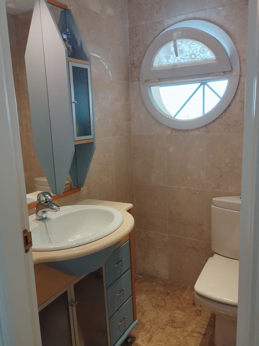 6 slaapkamer Halfvrijstaande villa te koop in Malaga stad met zwembad garage - € 1.200.000 (Ref: 9216657)