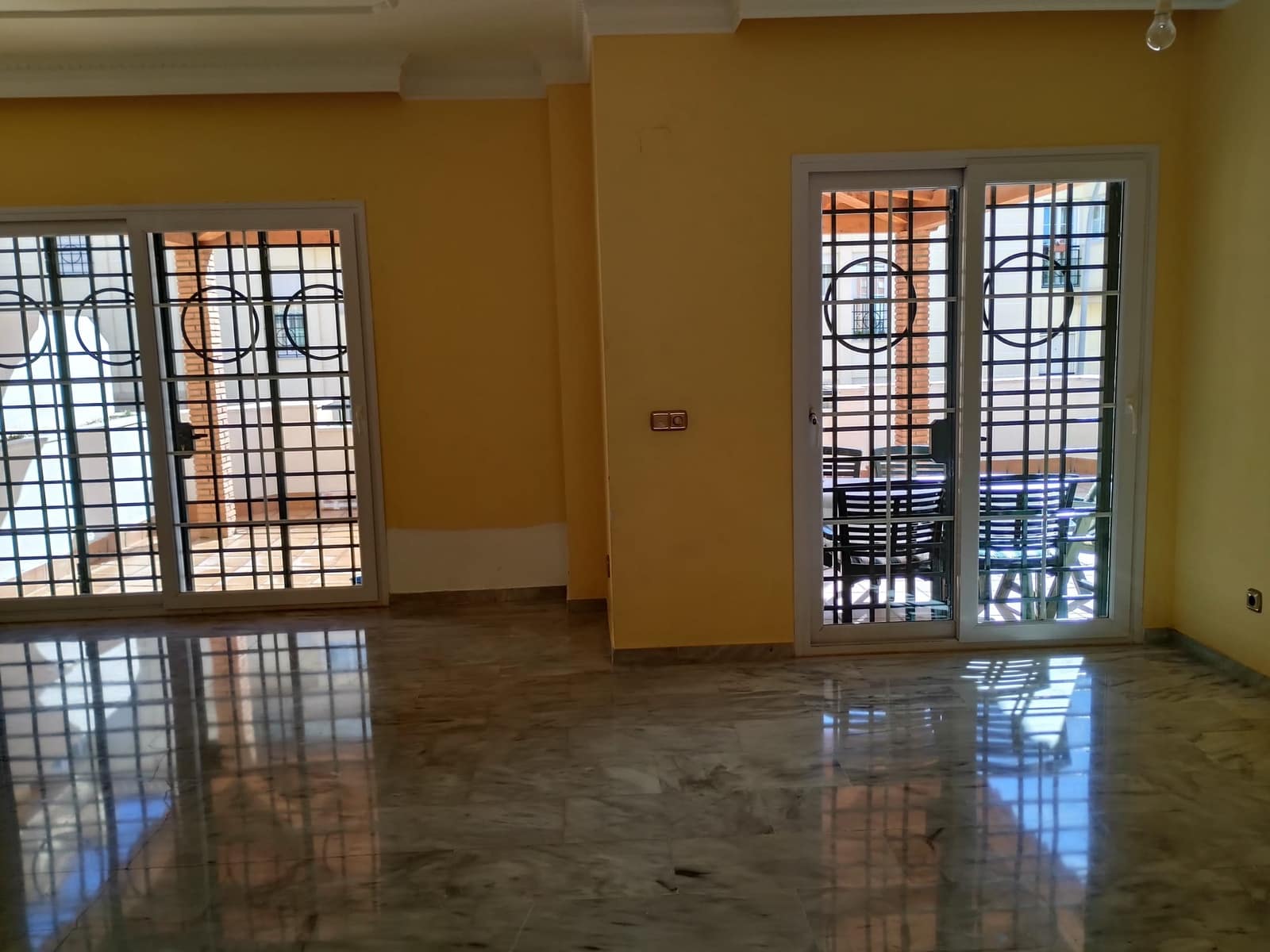 6 slaapkamer Halfvrijstaande villa te koop in Malaga stad met zwembad garage - € 1.200.000 (Ref: 9216657)