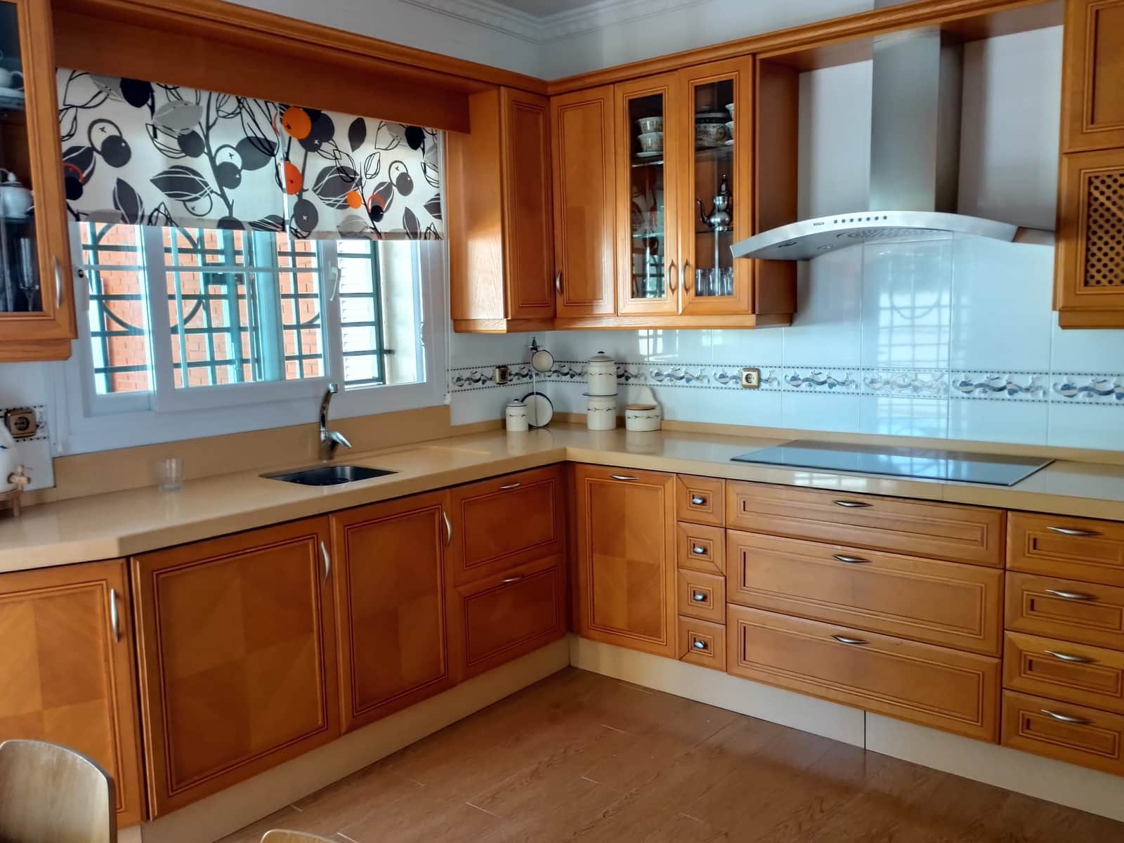 6 slaapkamer Halfvrijstaande villa te koop in Malaga stad met zwembad garage - € 1.200.000 (Ref: 9216657)