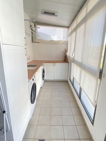 Piso de 3 habitaciones en Rincón de la Victoria en venta con piscina garaje - 450.000 € (Ref: 9311436)