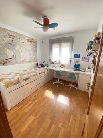Piso de 3 habitaciones en Rincón de la Victoria en venta con piscina garaje - 450.000 € (Ref: 9311436)