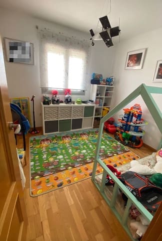 Piso de 3 habitaciones en Rincón de la Victoria en venta con piscina garaje - 450.000 € (Ref: 9311436)