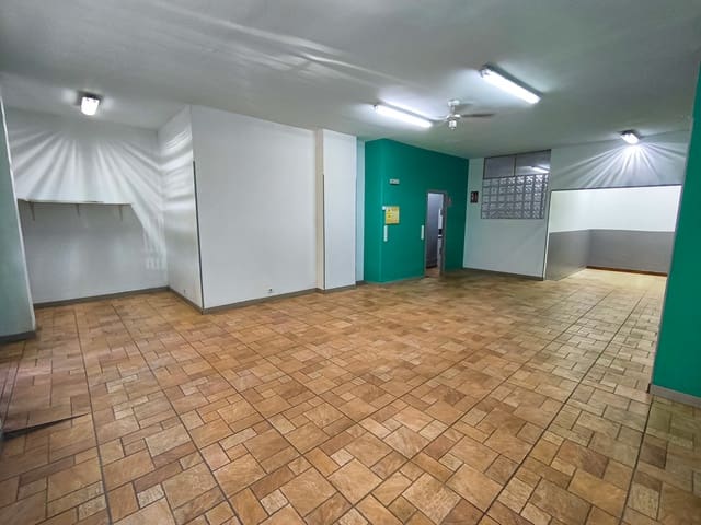 2 sovrum Kommersiell till salu i Zona Miraflores, Marbella - 220 000 € (Ref: 9319845)