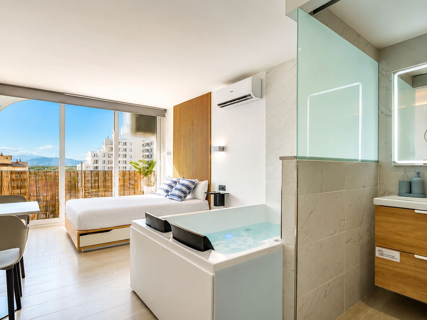 Studio till salu i Empuriabrava - 128 000 € (Ref: 10009882)