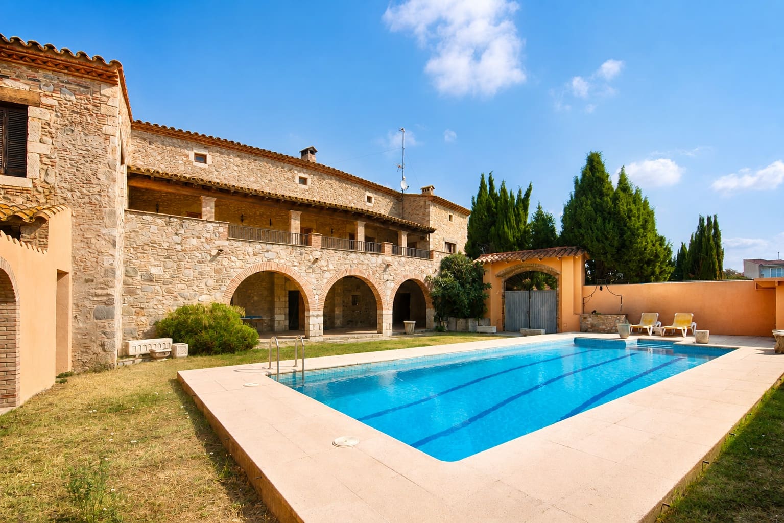 11 quarto Casa em Banda para venda em Castello d'Empuries com piscina garagem - 2 800 000 € (Ref: 10009952)