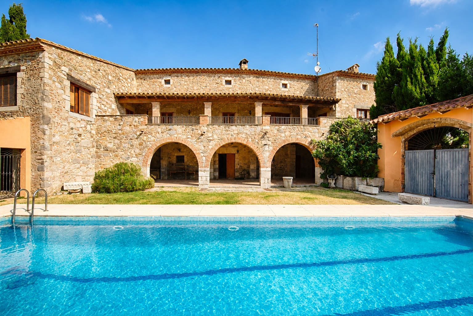 11 quarto Casa em Banda para venda em Castello d'Empuries com piscina garagem - 2 800 000 € (Ref: 10009952)
