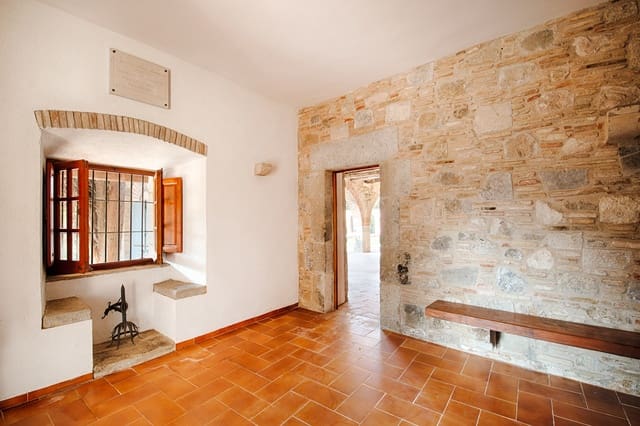 11 quarto Casa em Banda para venda em Castelló d'Empúries com piscina garagem - 2 800 000 € (Ref: 10009952)