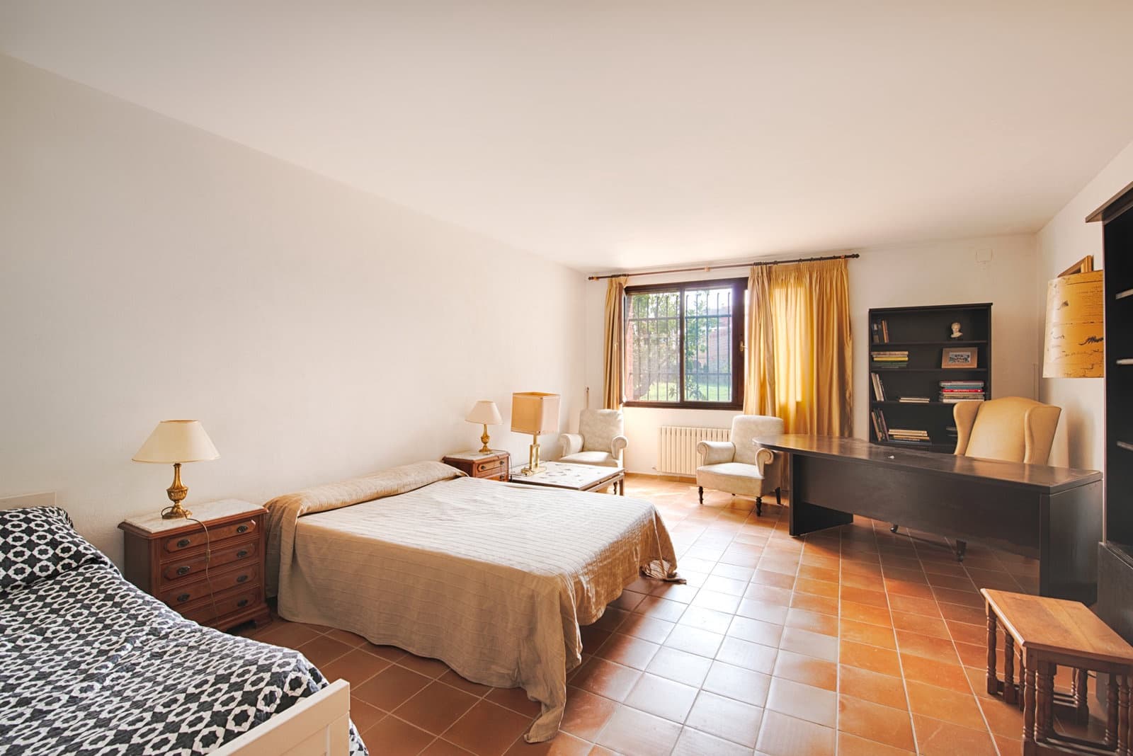 11 bedroom Townhouse for sale in Castello d'Empuries with pool garage - € 2,800,000 (Ref: 10009952)