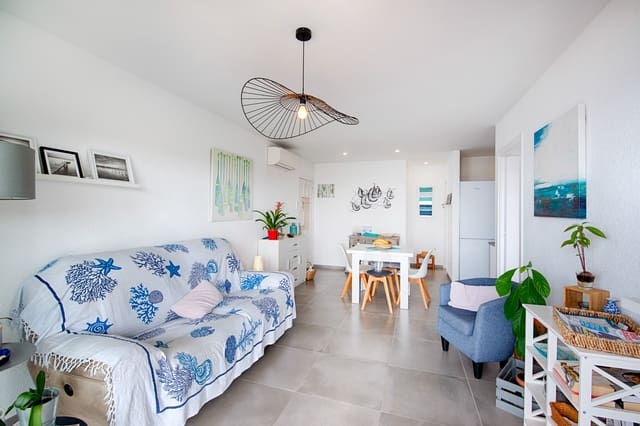 2 bedroom Apartment for sale in Roses - € 350,000 (Ref: 10012579)