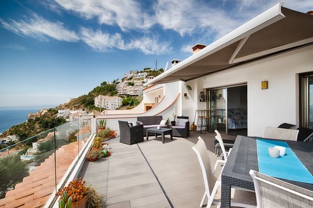 2 bedroom Apartment for sale in Roses - € 350,000 (Ref: 10012579)
