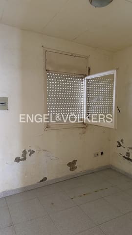 1 bedroom Townhouse for sale in Pedret i Marzà with garage - € 105,000 (Ref: 10014279)