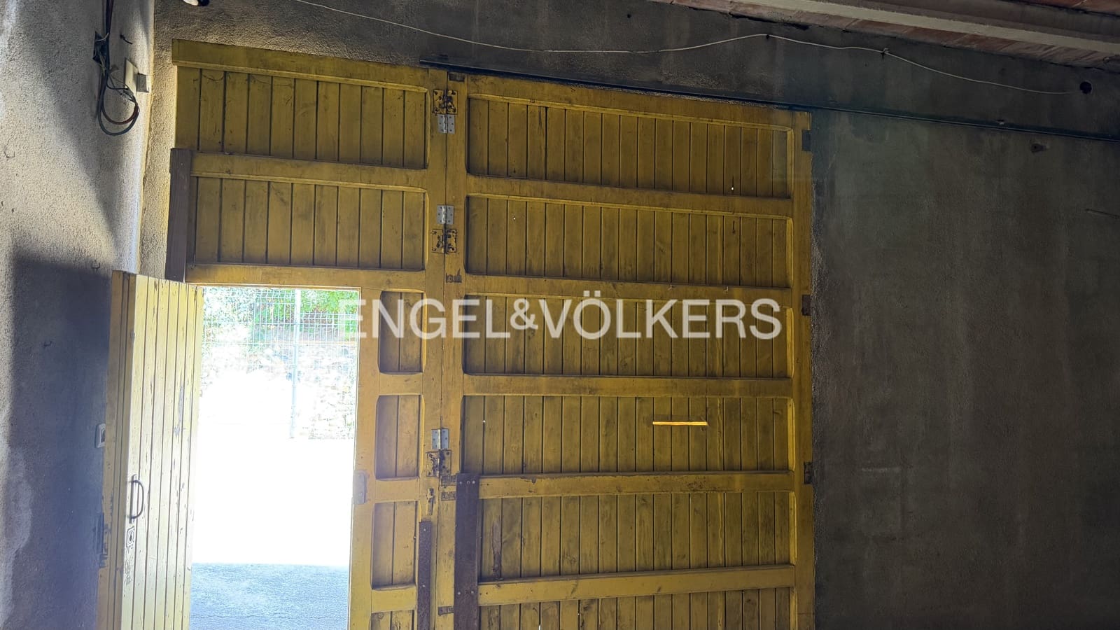 Casa de 1 habitación en Pedret i Marzà en venta con garaje - 105.000 € (Ref: 10014279)