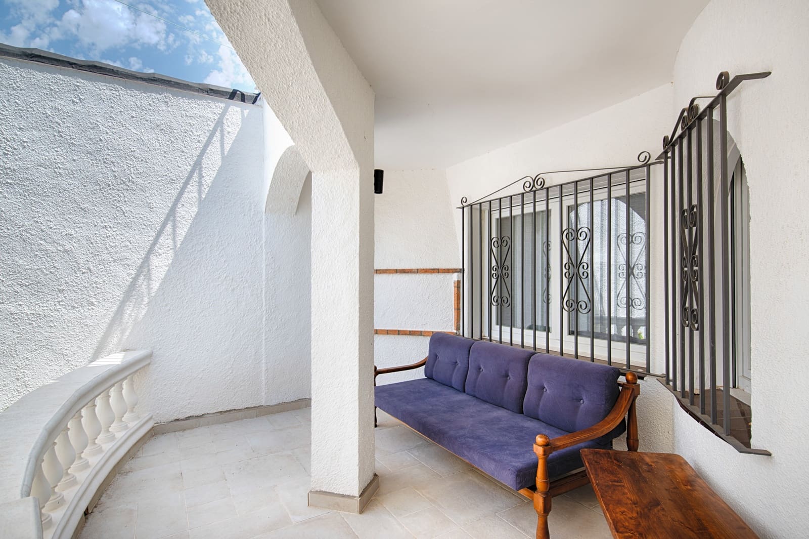 3 bedroom Villa for sale in Empuriabrava with garage - € 880,000 (Ref: 10019376)