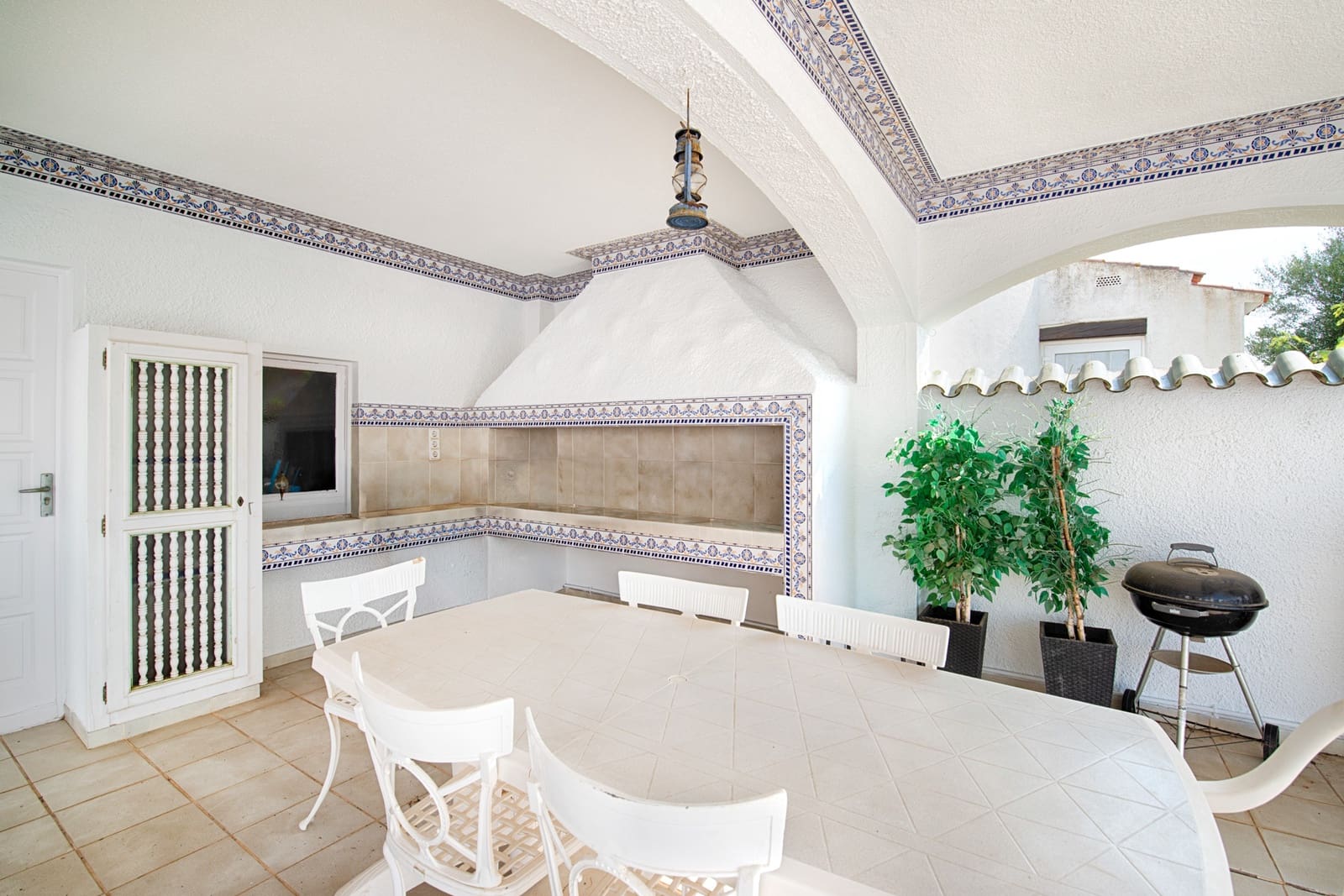 Chalet de 4 habitaciones en Empuriabrava en venta con piscina garaje - 1.680.000 € (Ref: 10019549)