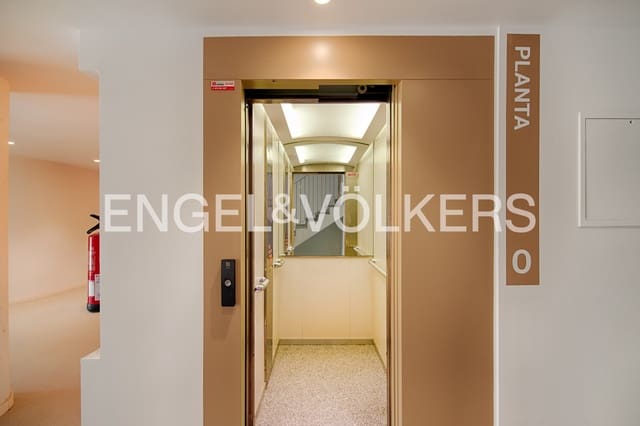 3 bedroom Penthouse for sale in Figueres with pool garage - € 440,000 (Ref: 10019801)