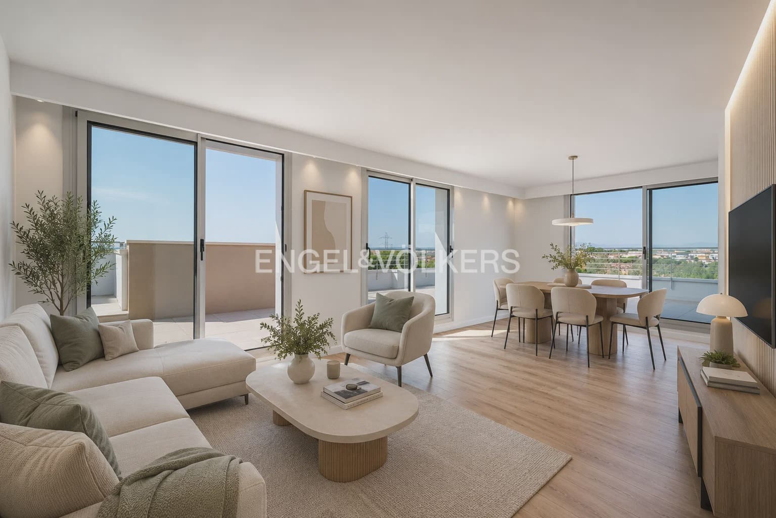 3 bedroom Penthouse for sale in Figueres with pool garage - € 390,000 (Ref: 10021210)