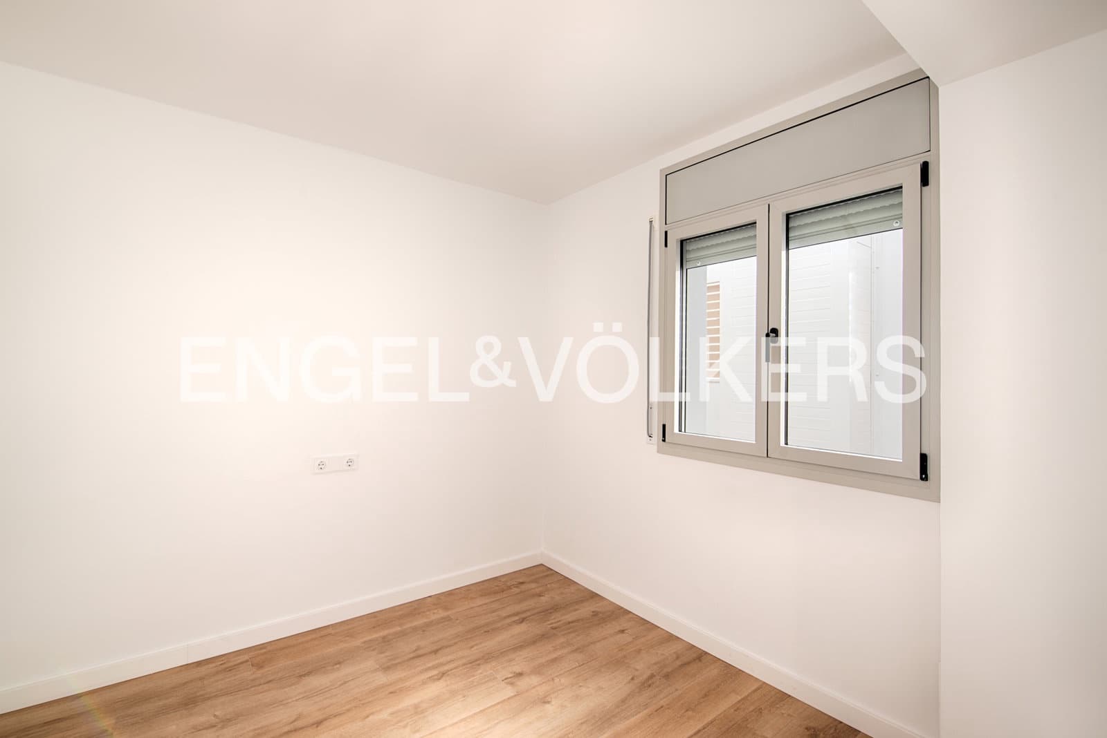3 bedroom Penthouse for sale in Figueres with pool garage - € 390,000 (Ref: 10021210)