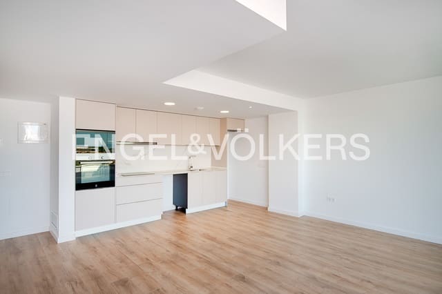 3 soverom Penthouse til salgs i Figueres med svømmebasseng garasje - € 310 000 (Ref: 10021662)