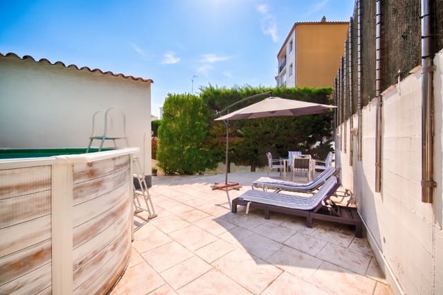 2 sypialnia Dom szeregowy na sprzedaż w Empuriabrava, Castelló d'Empúries z garażem - 445 000 € (Ref: 10033263)