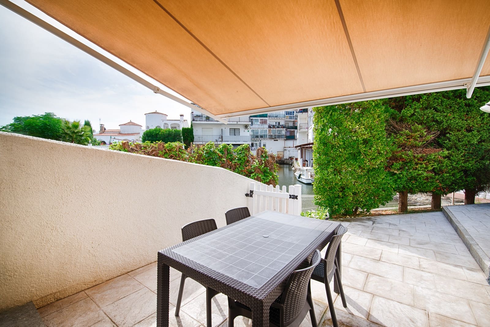 2 sypialnia Dom szeregowy na sprzedaż w Empuriabrava z garażem - 445 000 € (Ref: 10033263)
