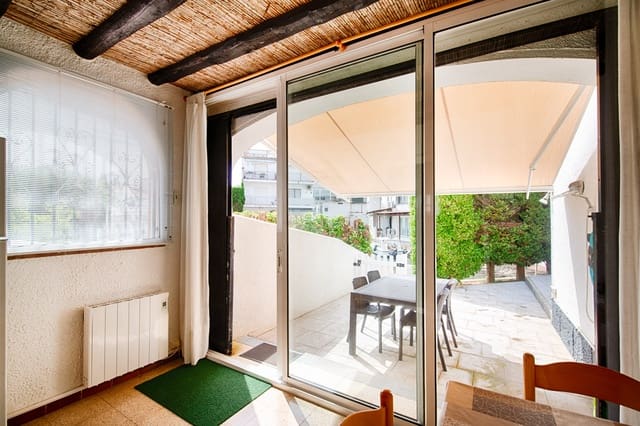 2 sypialnia Dom szeregowy na sprzedaż w Empuriabrava, Castelló d'Empúries z garażem - 445 000 € (Ref: 10033263)