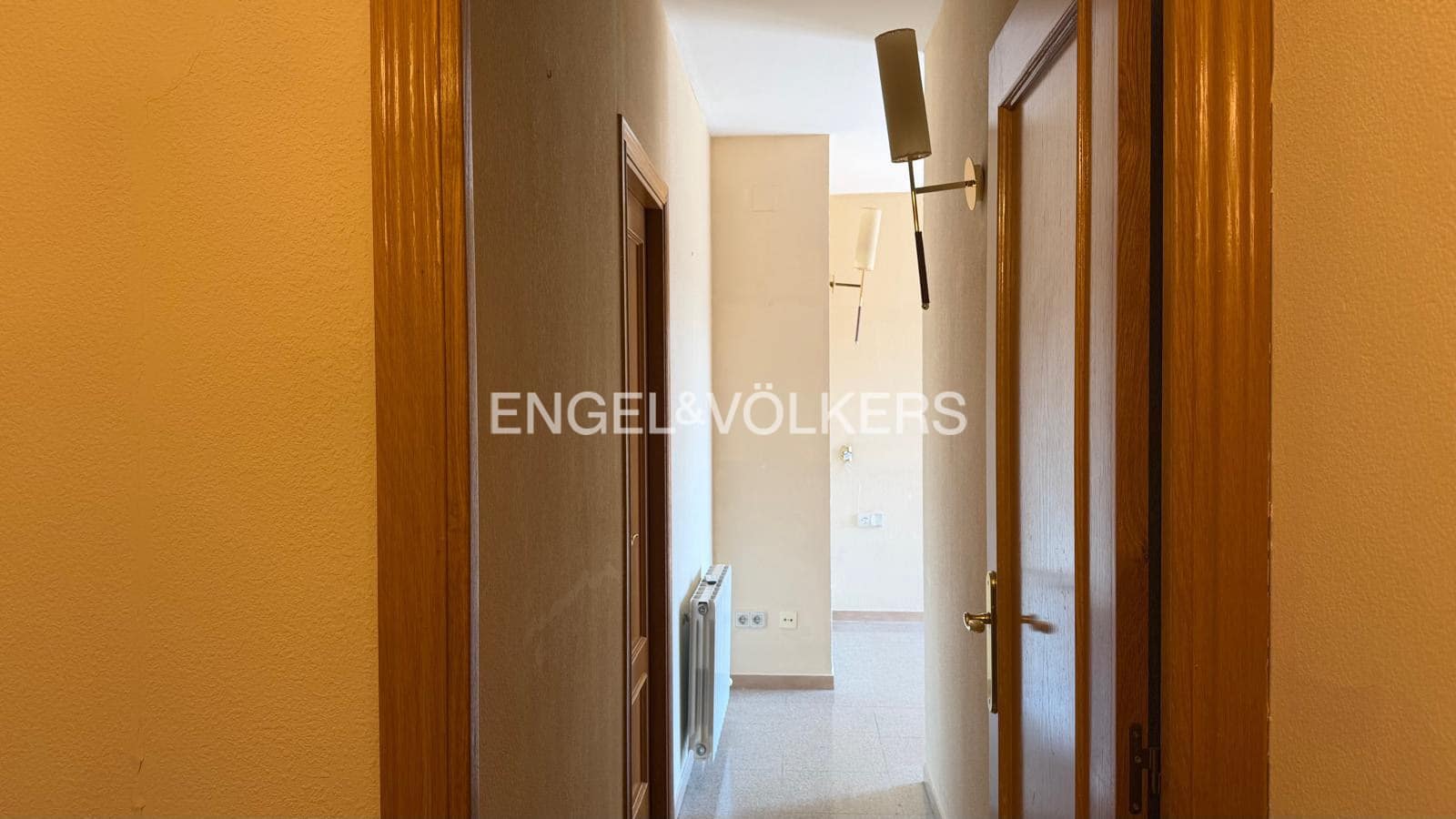 3 bedroom Apartment for sale in Figueres with pool garage - € 265,000 (Ref: 10035813)