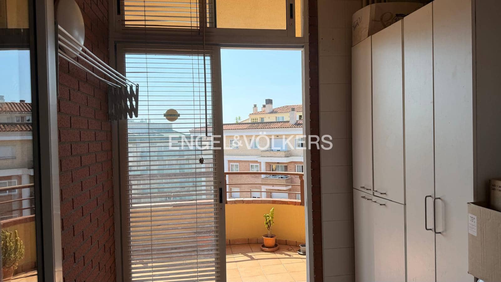 3 bedroom Apartment for sale in Figueres with pool garage - € 265,000 (Ref: 10035813)