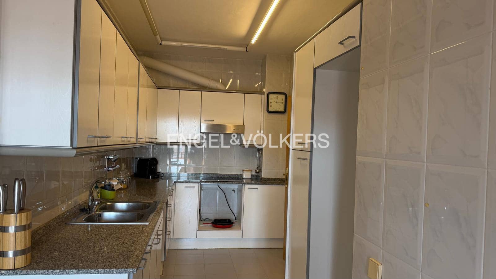 3 bedroom Apartment for sale in Figueres with pool garage - € 265,000 (Ref: 10035813)