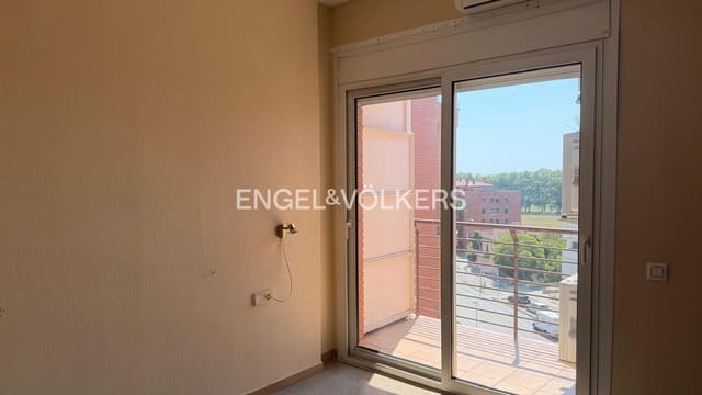 3 quarto Apartamento para venda em Figueres com piscina garagem - 265 000 € (Ref: 10035813)
