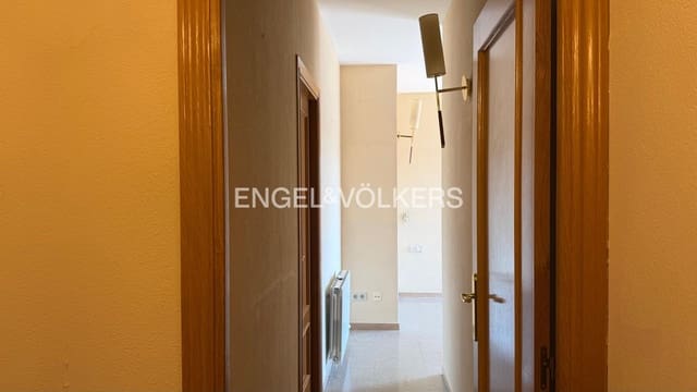 3 quarto Apartamento para venda em Figueres com piscina garagem - 265 000 € (Ref: 10035813)