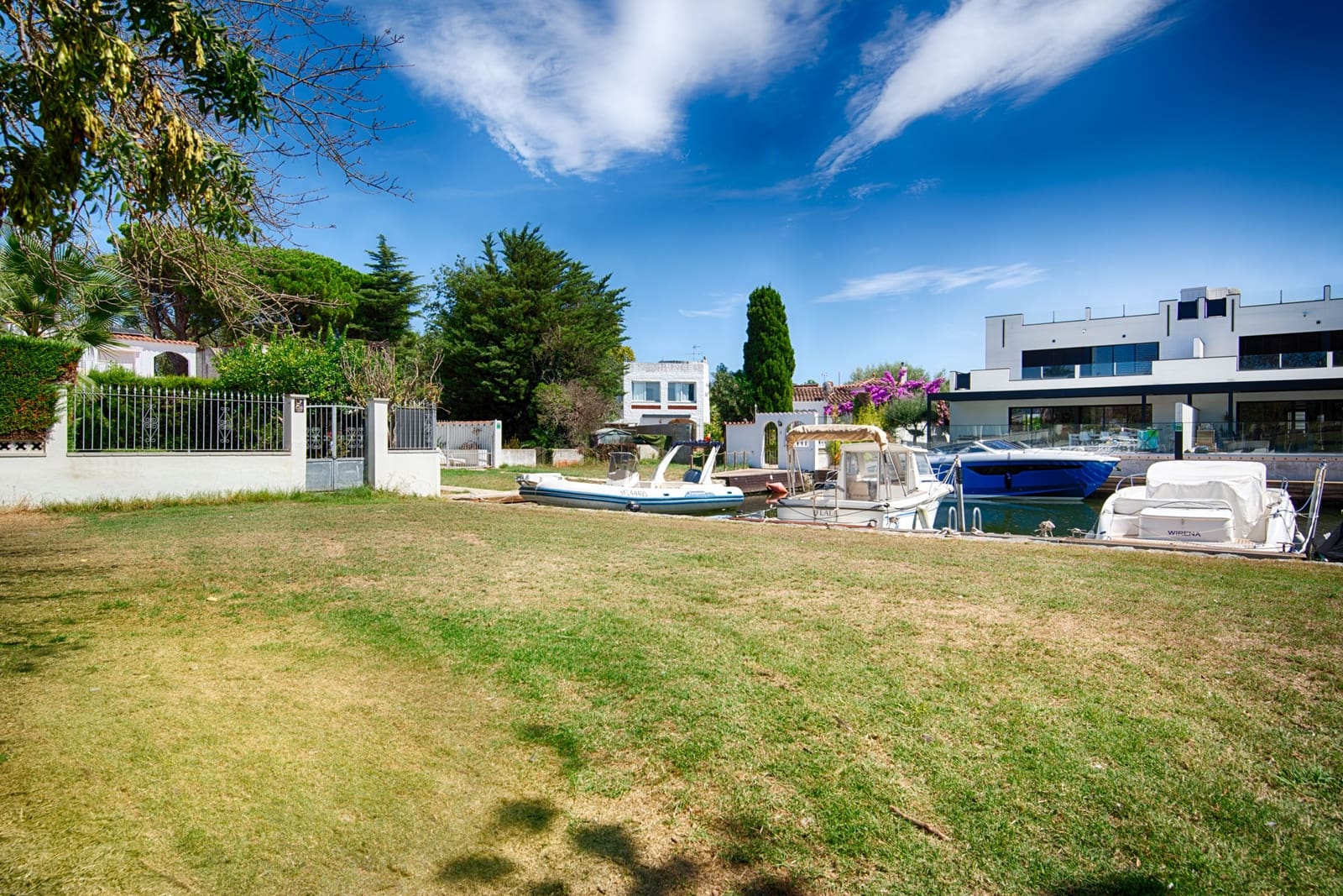 4 camera da letto Villa in vendita in Empuriabrava con piscina garage - 820.000 € (Rif: 10039175)