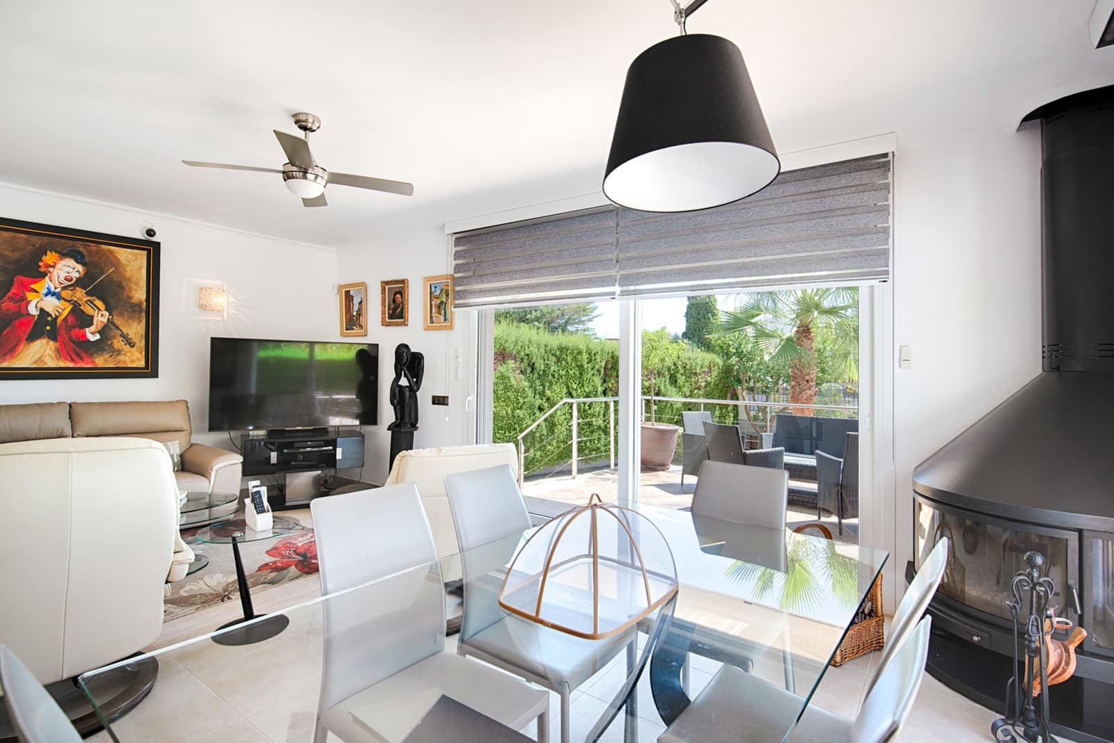 4 bedroom Villa for sale in Empuriabrava with pool garage - € 820,000 (Ref: 10039175)