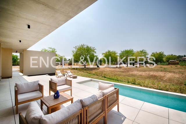 4 chambre Villa/Maison à vendre à Navata avec piscine garage - 1 150 000 € (Ref: 10041898)