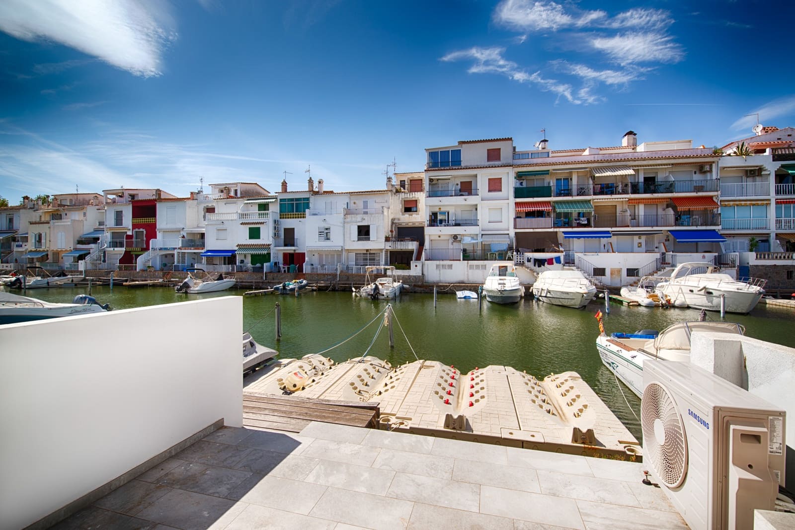 2 chambre Villa/Maison Mitoyenne à vendre à Empuriabrava avec garage - 439 000 € (Ref: 10042063)