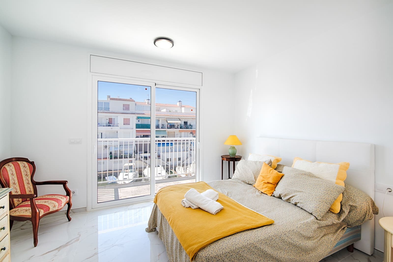 2 chambre Villa/Maison Mitoyenne à vendre à Empuriabrava avec garage - 439 000 € (Ref: 10042063)