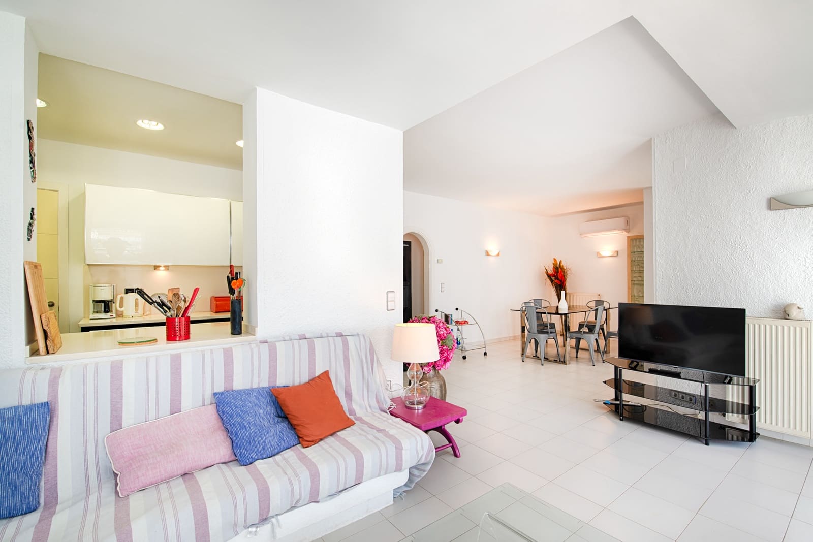 3 bedroom Villa for sale in Empuriabrava with pool garage - € 570,000 (Ref: 10044126)