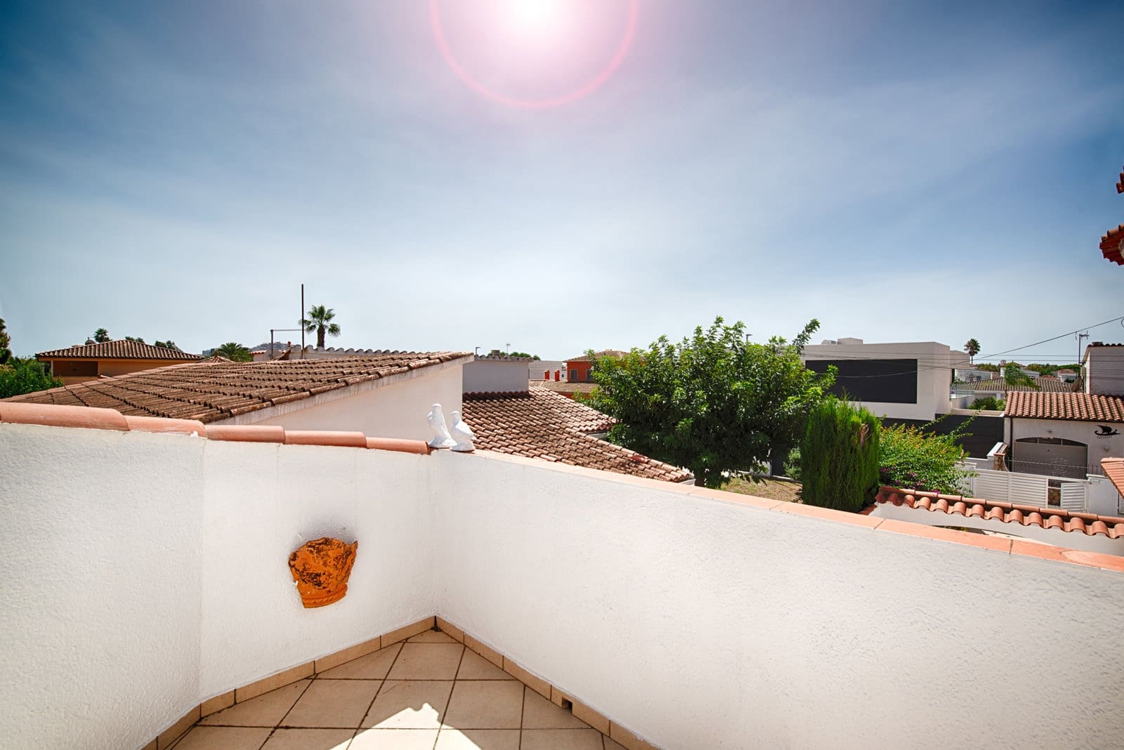 3 bedroom Villa for sale in Empuriabrava with pool garage - € 570,000 (Ref: 10044126)