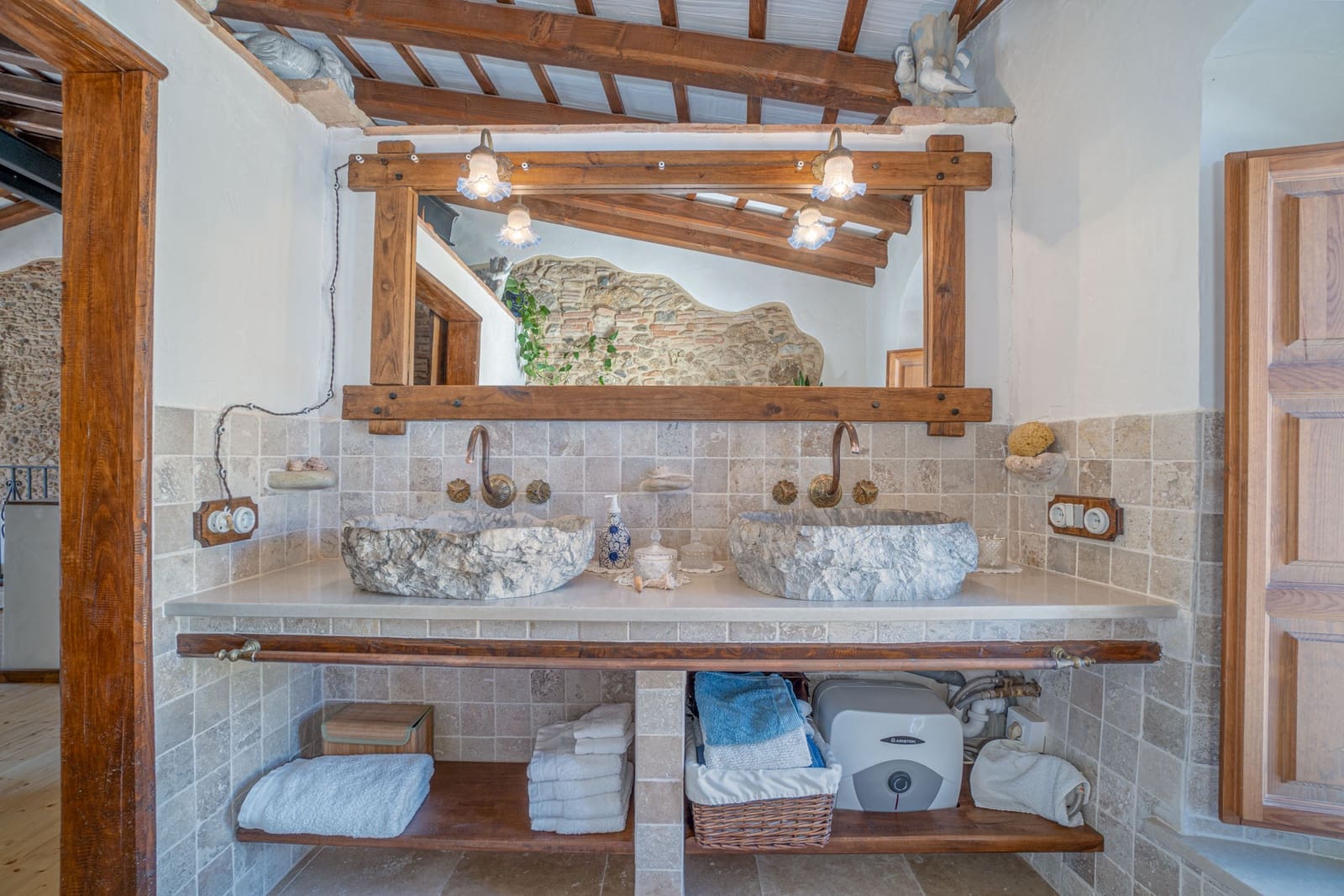 Finca/Casa Rural de 2 habitaciones en Castelló d'Empúries en venta - 849.000 € (Ref: 10078995)