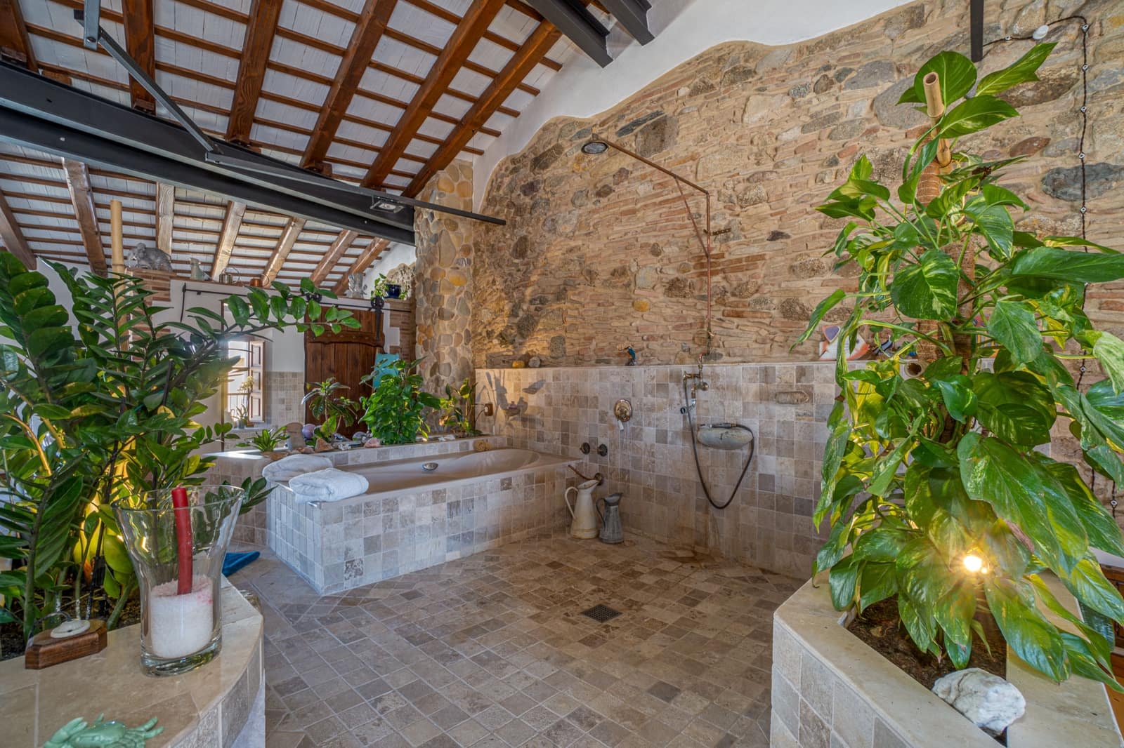 Finca/Casa Rural de 2 habitaciones en Castelló d'Empúries en venta - 849.000 € (Ref: 10078995)