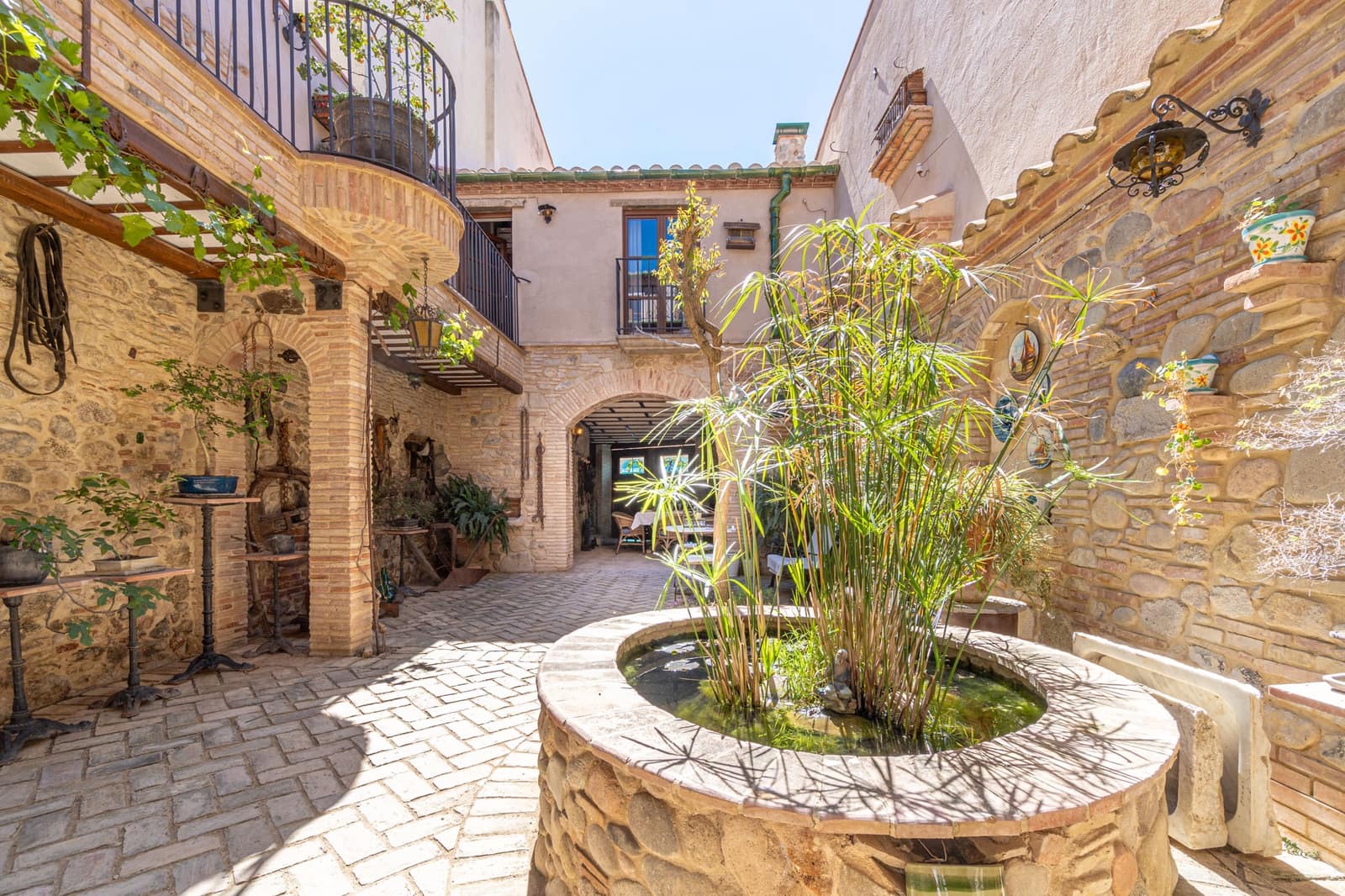 Finca/Casa Rural de 2 habitaciones en Castelló d'Empúries en venta - 849.000 € (Ref: 10078995)