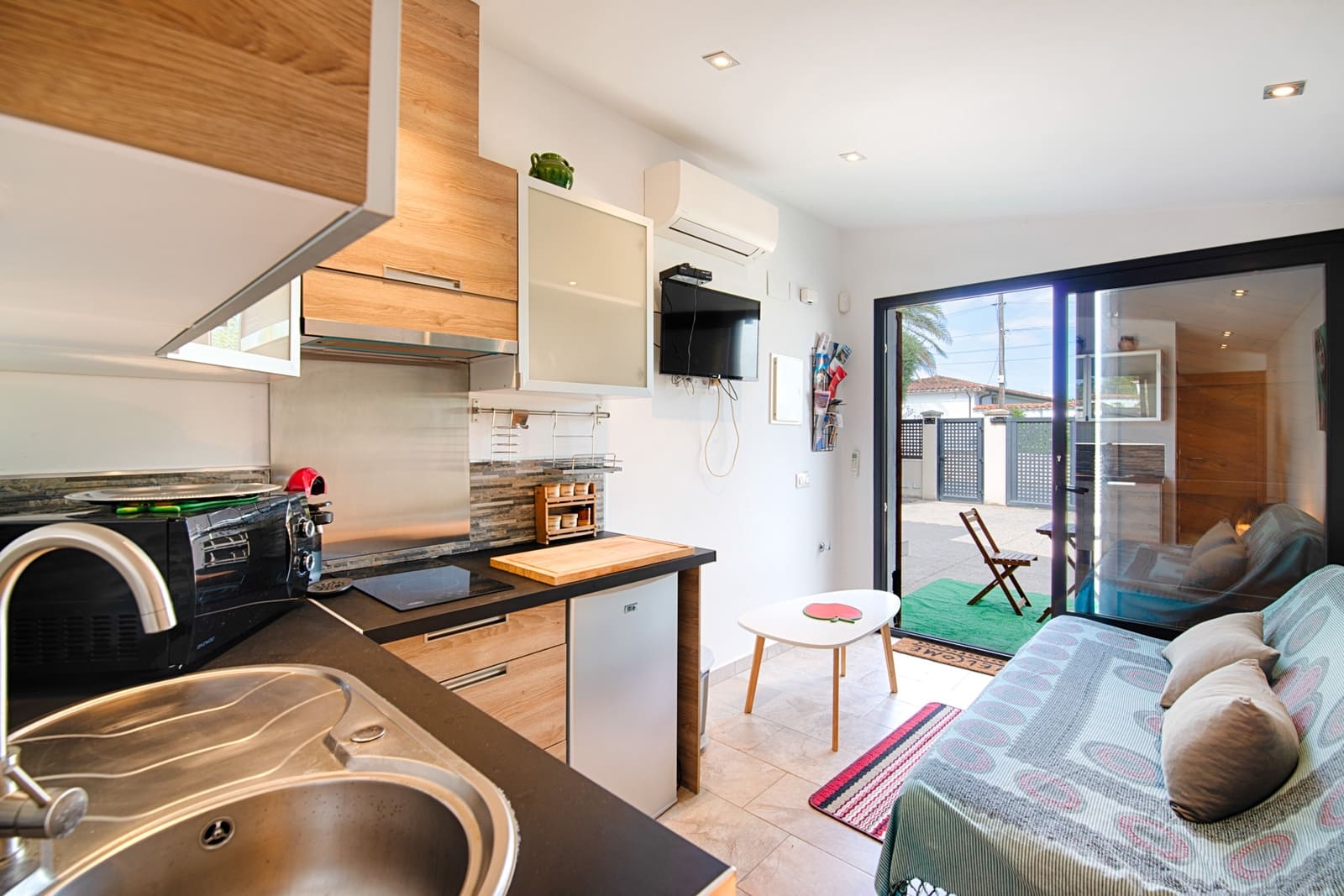 Casa de 6 habitaciones en Empuriabrava en venta con piscina - 749.000 € (Ref: 10091417)