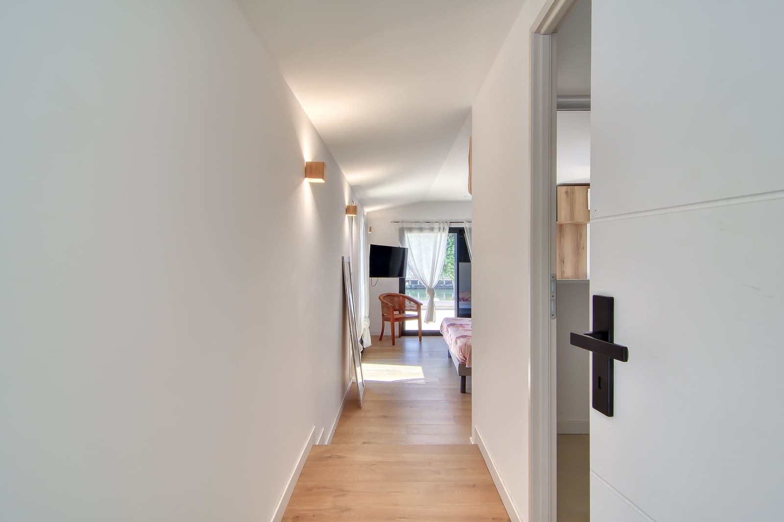6 bedroom Townhouse for sale in Empuriabrava with pool garage - € 1,399,000 (Ref: 10144896)
