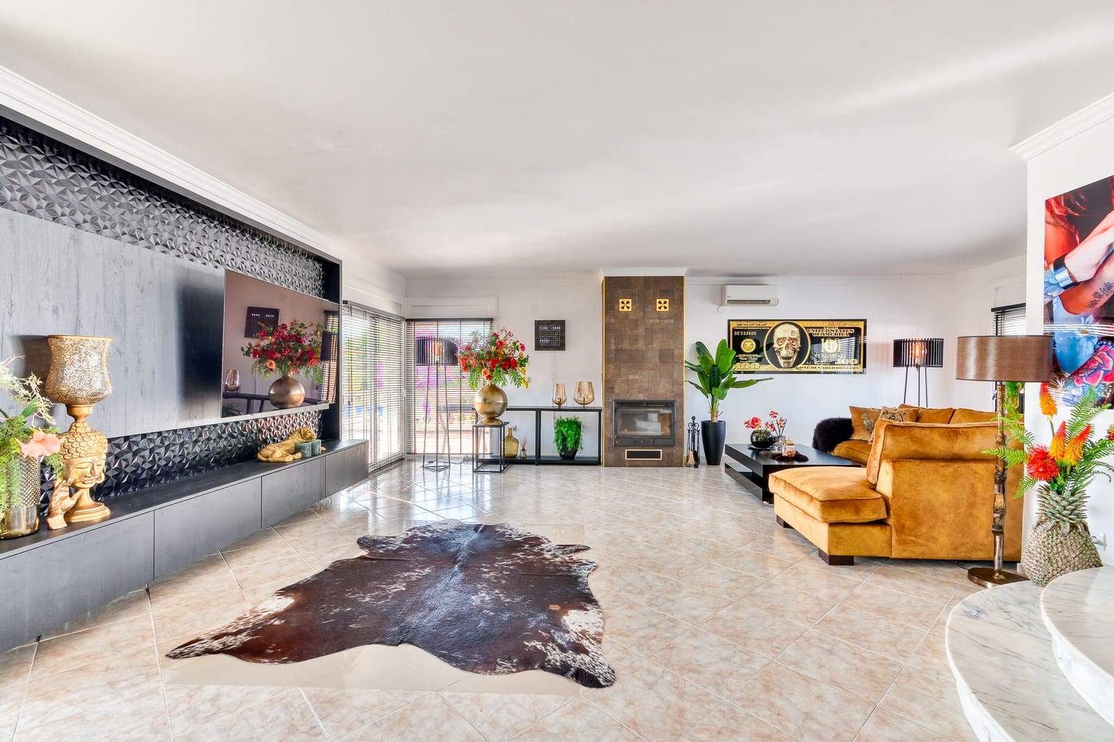 4 bedroom Townhouse for sale in Empuriabrava with pool garage - € 1,490,000 (Ref: 10144921)
