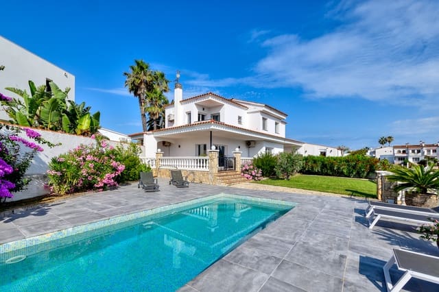 4 bedroom Townhouse for sale in Empuriabrava, Castelló d'Empúries with pool garage - € 1,490,000 (Ref: 10144921)