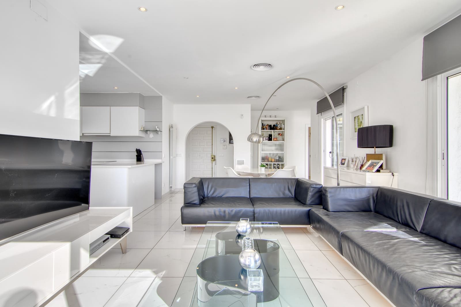 3 sypialnia Dom na sprzedaż w Empuriabrava z basenem garażem - 1 250 000 € (Ref: 10145030)