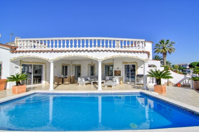 3 camera da letto Casa in vendita in Empuriabrava, Castelló d'Empúries con piscina garage - 1.250.000 € (Rif: 10145030)